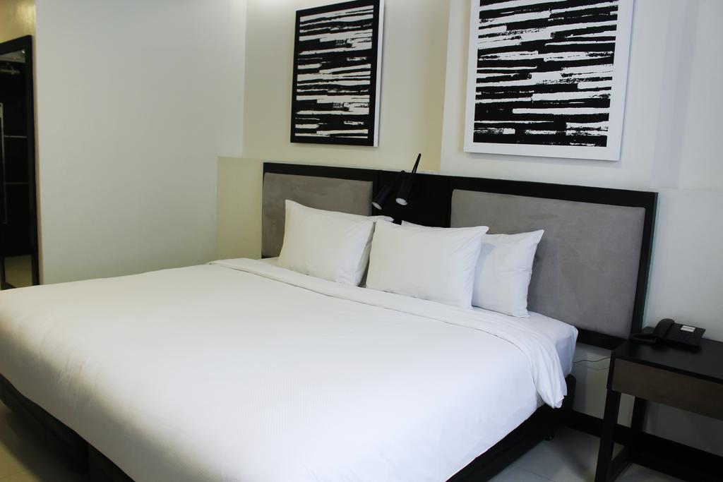 Summit Hotel Magnolia Cidade Quezon Exterior foto