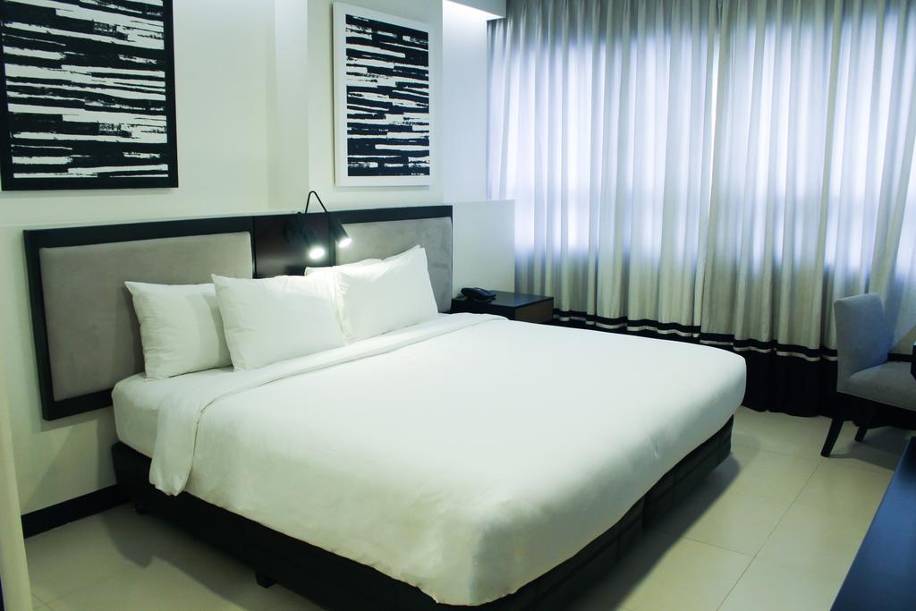 Summit Hotel Magnolia Cidade Quezon Exterior foto