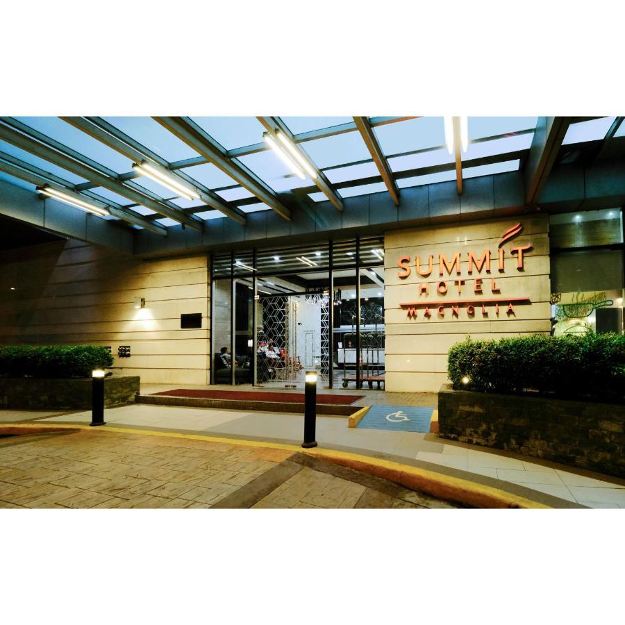 Summit Hotel Magnolia Cidade Quezon Exterior foto